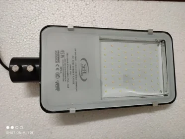 30-w-led-street-light-500×500 (1) 30-w-led-street-light-500x500 (1)